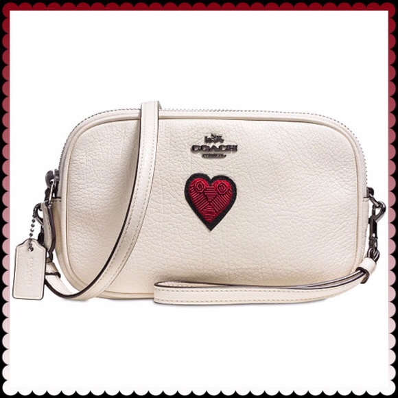 coach heart bag